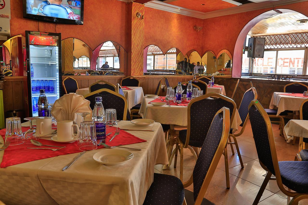Hotel Green Court Nairobi Ngoại thất bức ảnh